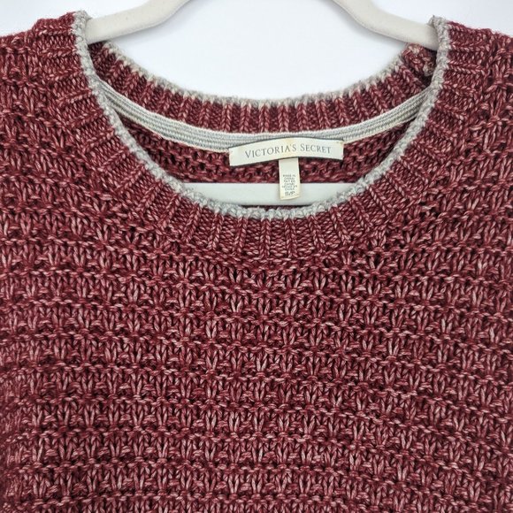 Victoria's Secret sweater - Picture 4 of 4